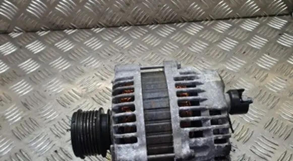 Volkswagen Golf IV Generator/alternator 028903029G