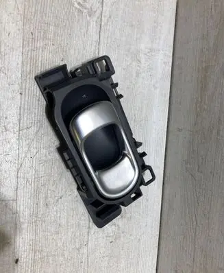 Citroen C3 Aircross Front door interior handle 39008123