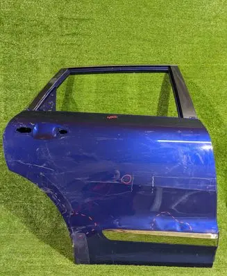 KIA Niro Rear door 