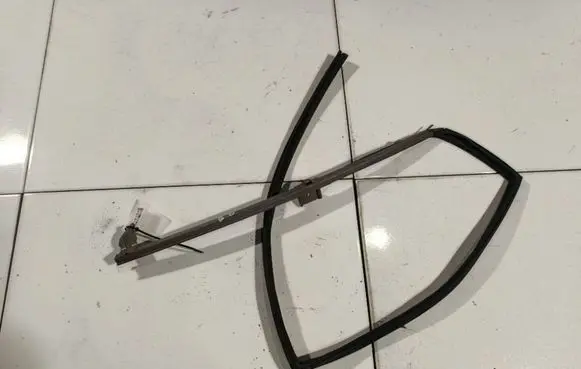 Honda Jazz Rubber seal rear door 