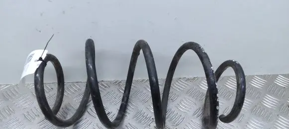 Peugeot 3008 II Front coil spring
