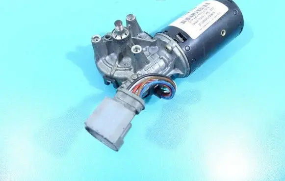 Renault Scenic I Wiper motor 0390241352 IMPRK1312060