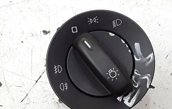 Skoda Yeti (5L) Light switch 5l0941431g