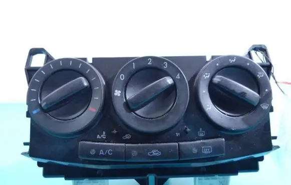 Mazda 5 Climate control/heater control trim M1900CC33 IMPRK1317615