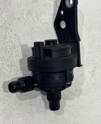 BMW X5 G05 Electric auxiliary coolant/water pump 8477210
