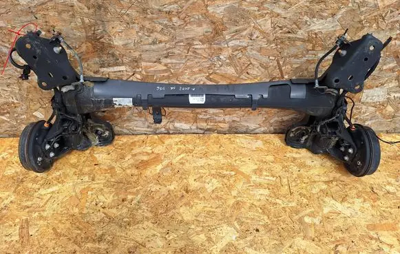 Peugeot 208 II Rear axle beam 
