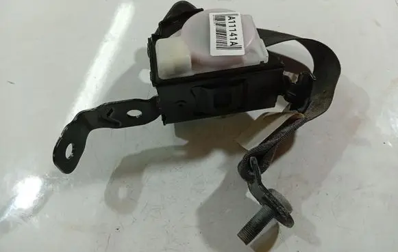 Opel Insignia A Rear seatbelt 13288436