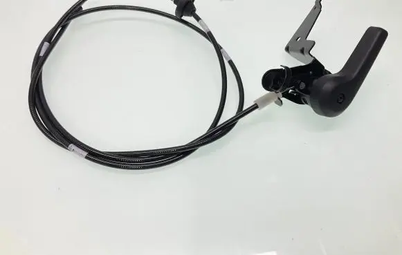 Volvo XC40 Engine bonnet (hood) release handle
