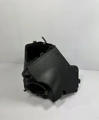 Audi A5 8T 8F Fuel filter housing 
