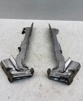 KIA Sorento Engine bonnet/hood hinges