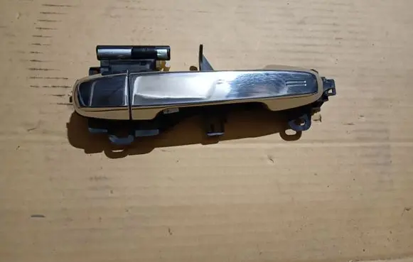 Subaru Ascent Front door exterior handle 61160FL04AWW 61160FL04BWW 61160FL04CWW