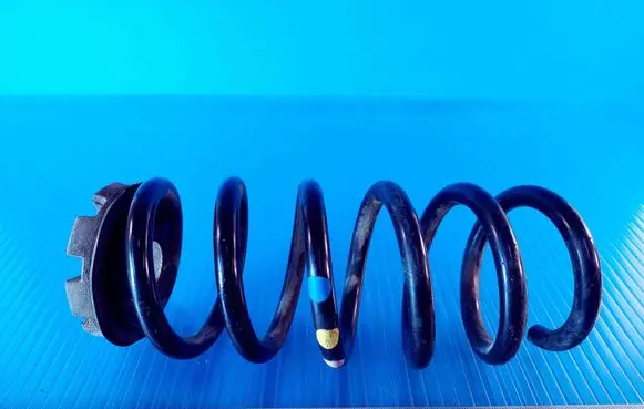 Renault Clio IV Front coil spring
