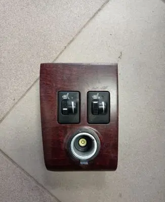 Toyota Sienna XL30 III Seat heating switch 5544608060 453485