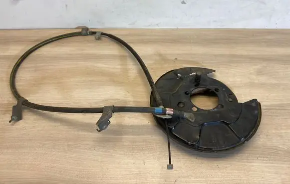 Toyota RAV 4 (XA40) Rear wheel hub