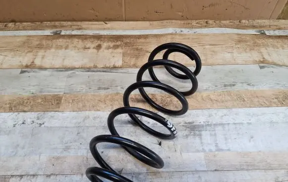 Toyota Yaris Rear coil spring