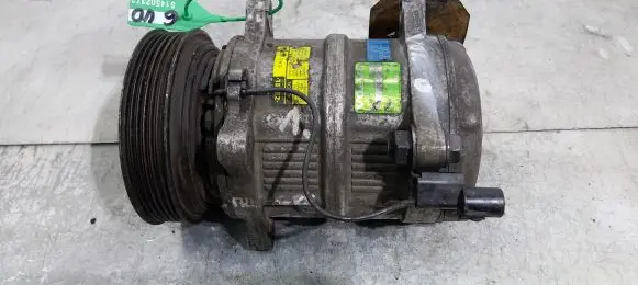 Volvo S40, V40 Air conditioning (A/C) compressor (pump) 30612001