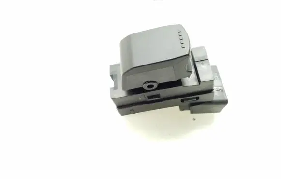 Suzuki Grand Vitara II Electric window control switch