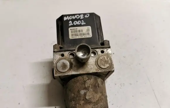 Ford Mondeo Mk III ABS Pump 0265800007 4S712M110AE