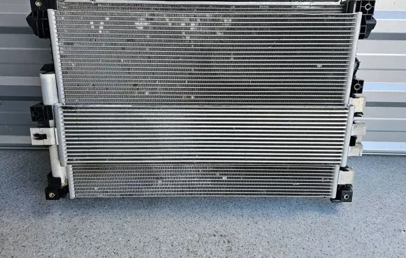 Maserati GranTurismo II Coolant radiator M189CHLOD