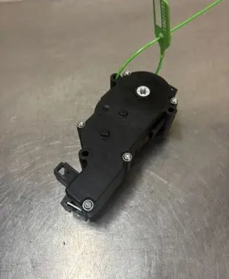 Tailgate/trunk/boot lock/catch/latch