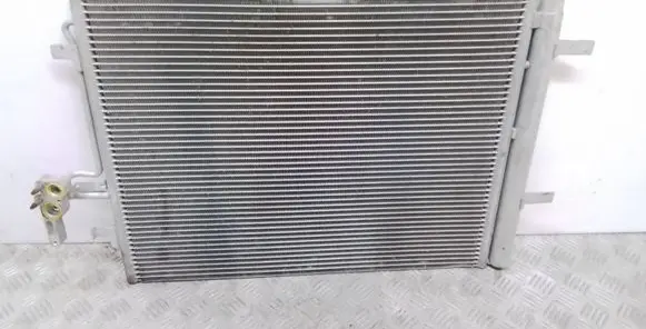 Volvo XC60 A/C cooling radiator (condenser) 