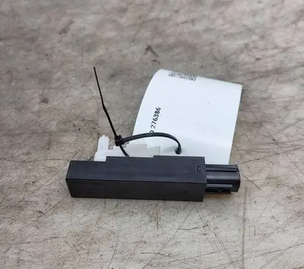 Mazda 6 Aerial antenna amplifier