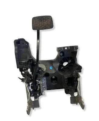 Opel Insignia A Brake pedal 13219223 60528