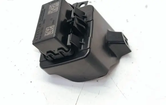 Keyless (KESSY) go control unit/module