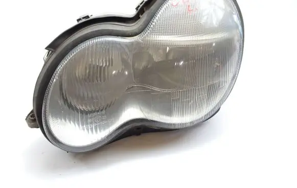 Mercedes-Benz C W203 Headlight/headlamp 0301166201 A2038200161 220201