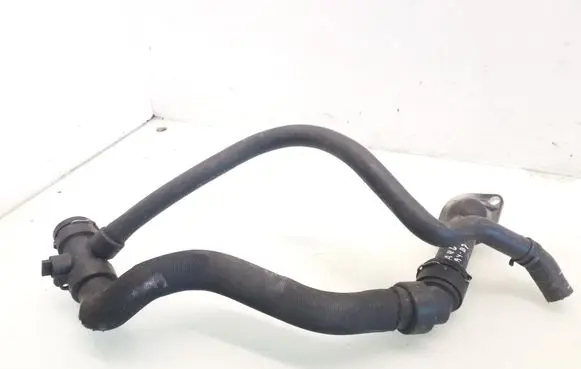 Audi A4 S4 B7 8E 8H Engine coolant pipe/hose
