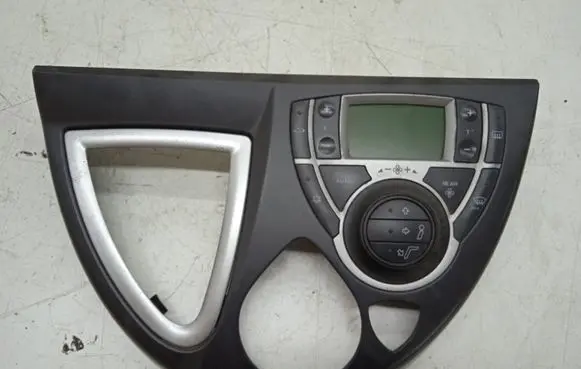 Peugeot 807 Climate control unit 9140010393