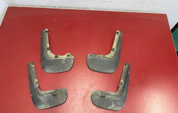 Chrysler Pacifica Mudguards set 