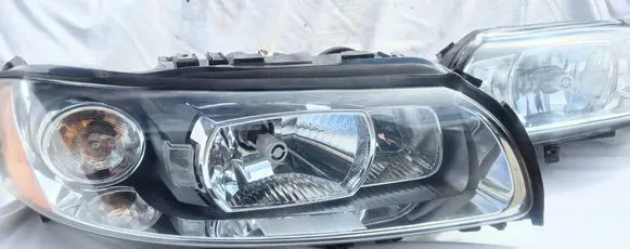Volvo XC70 Headlights/headlamps set 30698846 30698848
