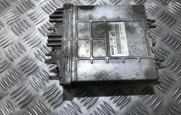Renault Scenic I Engine control unit/module 0281001809 7700110647