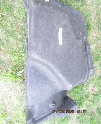 Toyota Sprinter Carib Trunk/boot side trim panel 6471002720