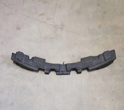 Front bumper foam support bar