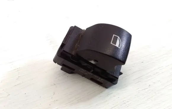 BMW X3 E83 Electric window control switch 6928249