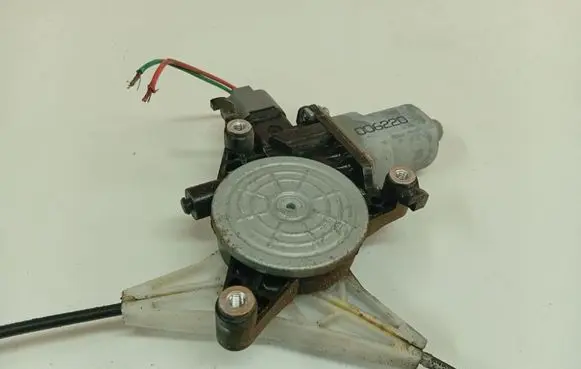 Subaru Legacy Rear door window regulator motor 
