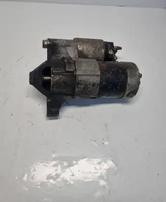 Peugeot 406 Starter motor M000T85381