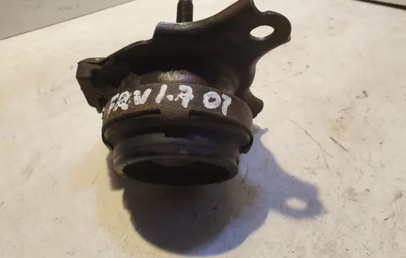 Engine mount bracket