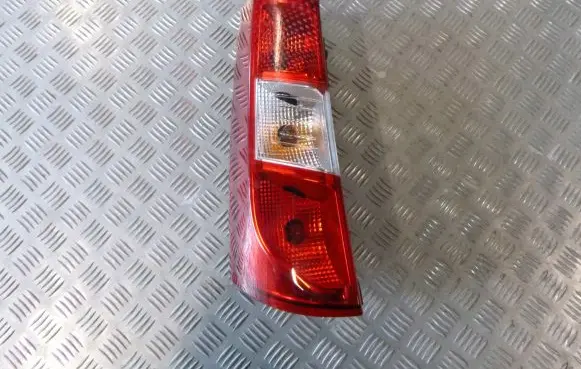 Dacia Dokker Rear/tail lights