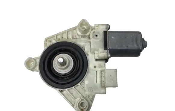 Mercedes-Benz E W213 Front door window regulator motor A2139069501 2139069501