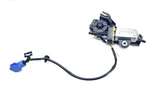 Mercedes-Benz C W205 Seat belt adjustment motor A2058600282