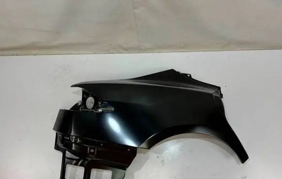 Tesla Model S Front arch trim 