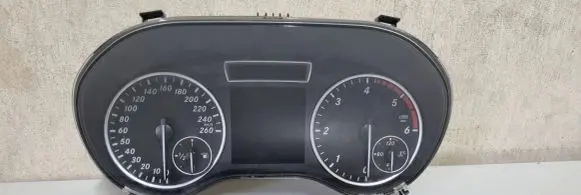 Mercedes-Benz B W246 W242 Speedometer (instrument cluster) A2469002007 0263681341 A2469018900