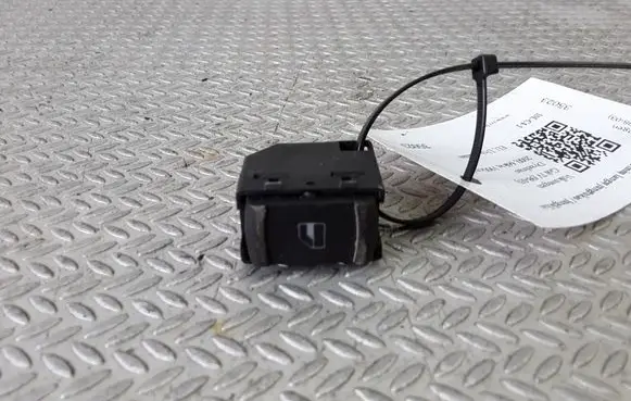 Volkswagen Golf IV Electric window control switch 3B0959855B