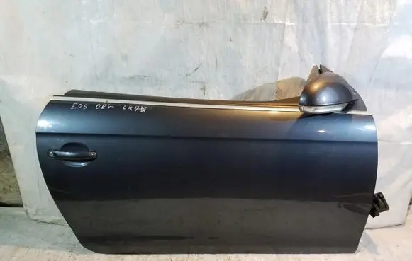 Volkswagen Eos Front door