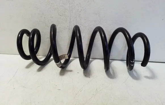 Volvo XC60 Front coil spring 31476085