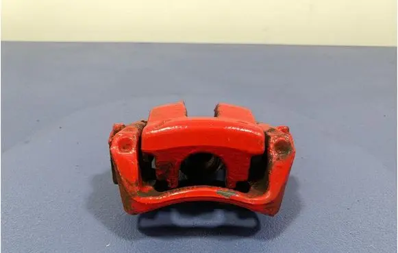 Toyota Verso-S Rear brake caliper