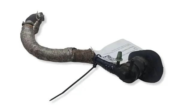 Volkswagen PASSAT B5 Vacuum line/pipe/hose 8D0611743B